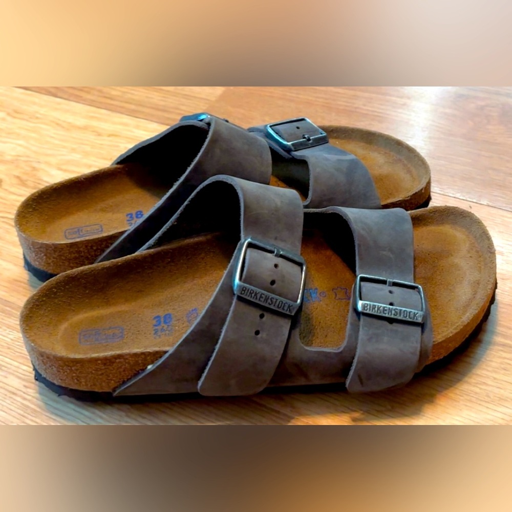 Gray Birkenstocks Arizona size 38 (like new)